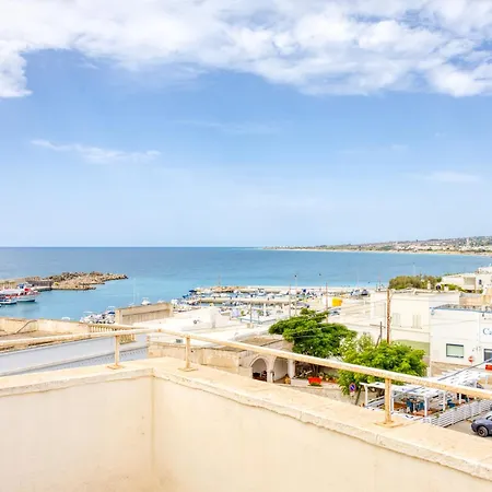 Della Torre By Salento Prime טורה ואדו